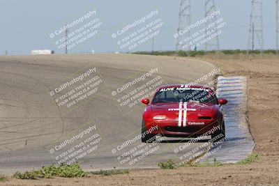 media/Apr-30-2022-CalClub SCCA (Sat) [[98b58ad398]]/Group 5/Race (Outside Grapevine)/